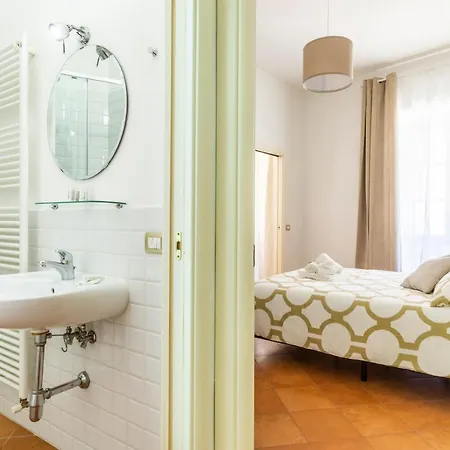 Gioia Holiday House Apartment *