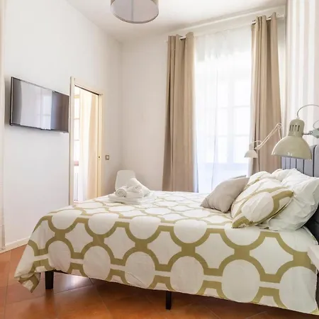 דירה Gioia Holiday House גוביו